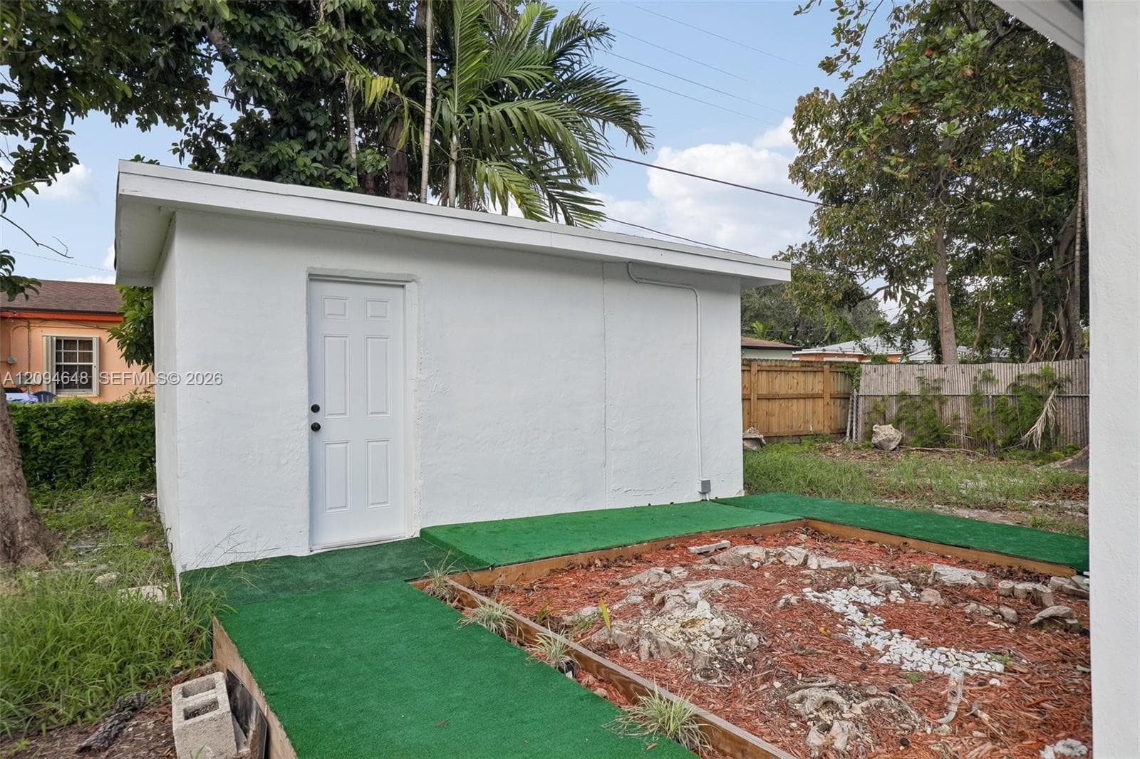 1063 NW 55th Ter photo 15