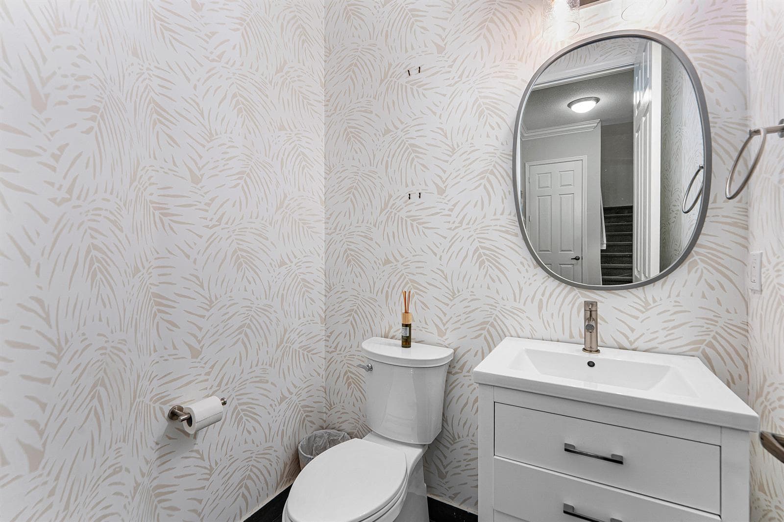 015-7217OxfordCourt-PalmBeachGardens-FL-