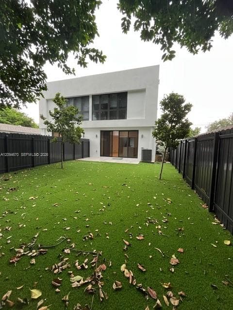 919 NW 55th St #921 photo 13