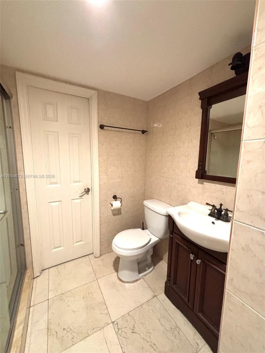 IMPERIAL TOWERS CONDO · #426 in Hallandale Beach - Photo 12