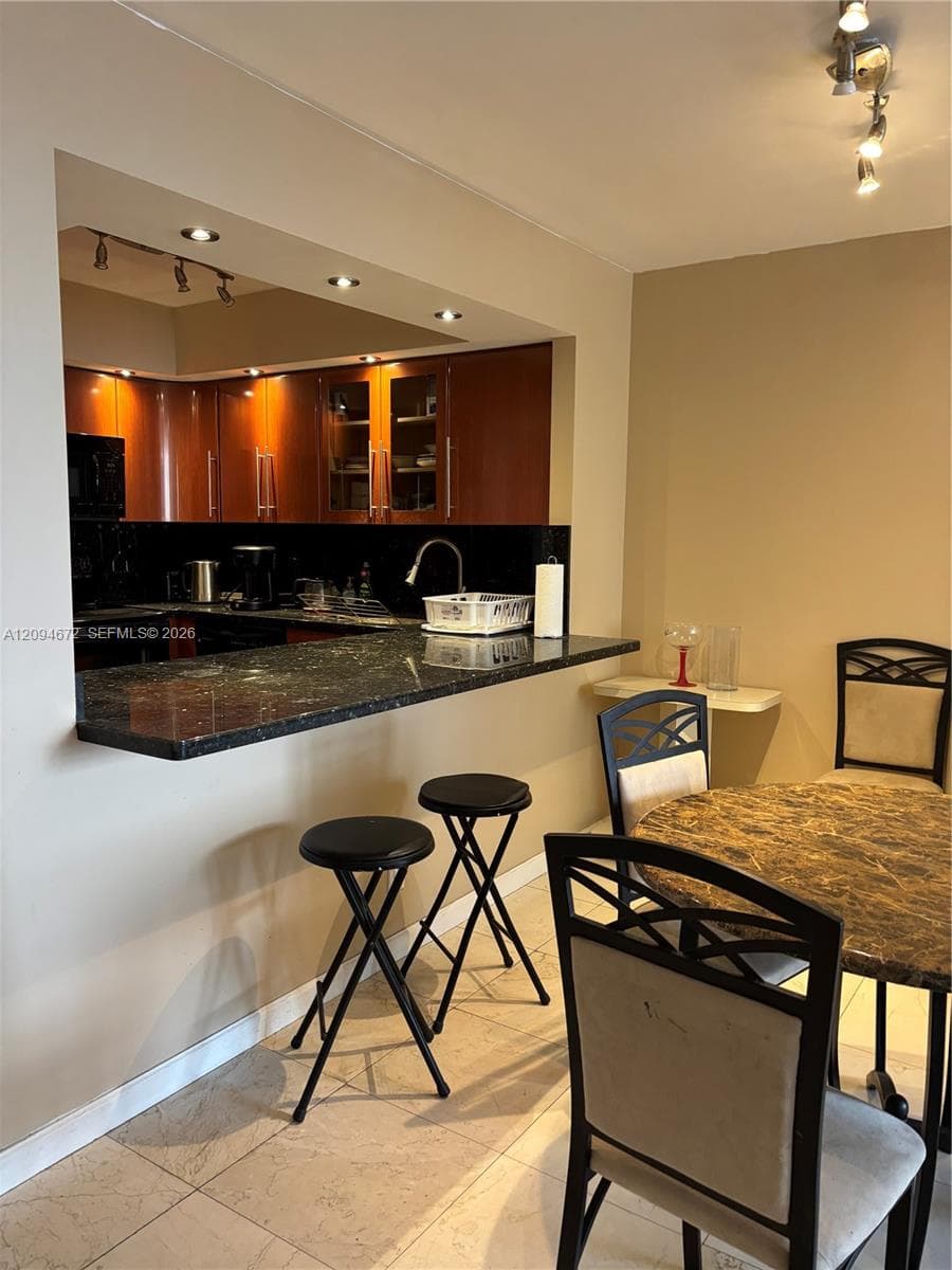 IMPERIAL TOWERS CONDO · #426 in Hallandale Beach - Photo 4