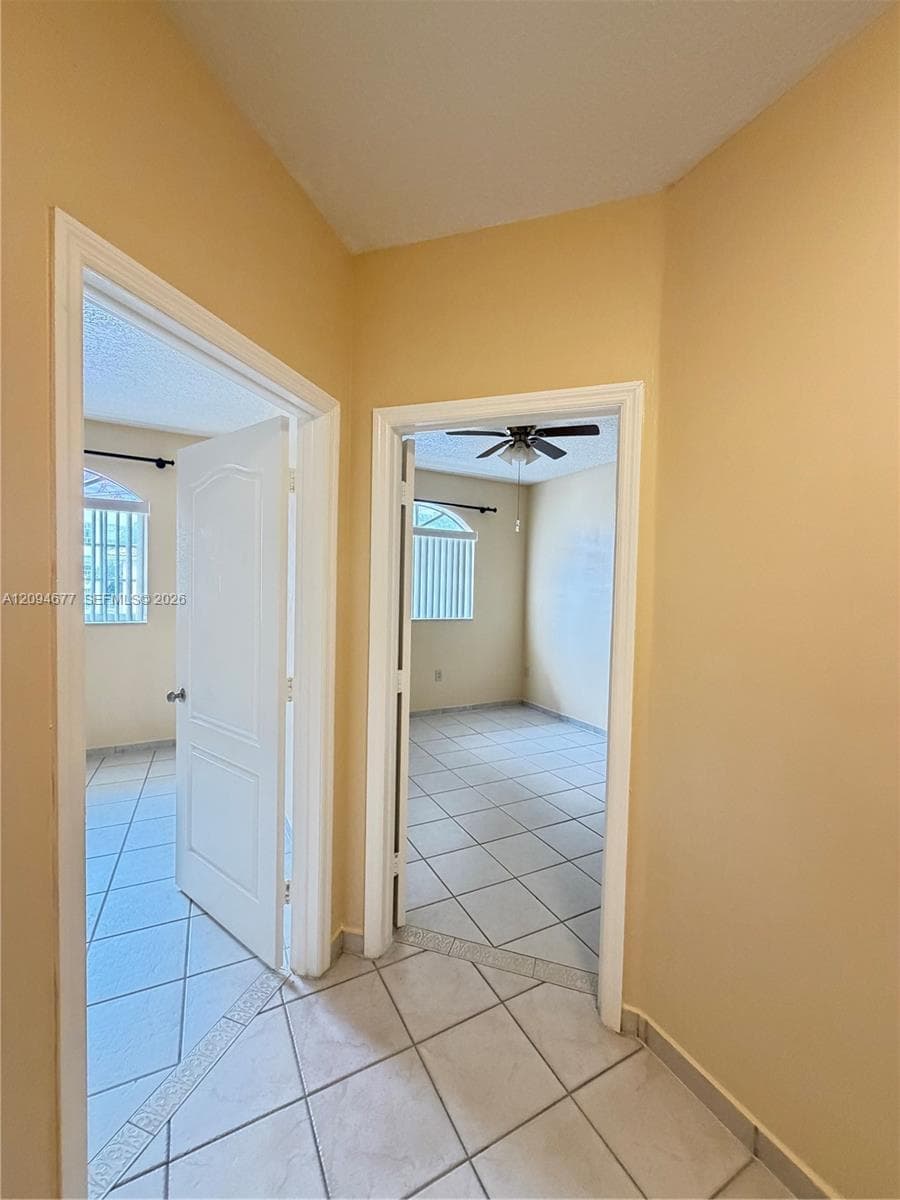 POINCIANA ROYALE VILLAS C · #201 in Hialeah - Photo 5