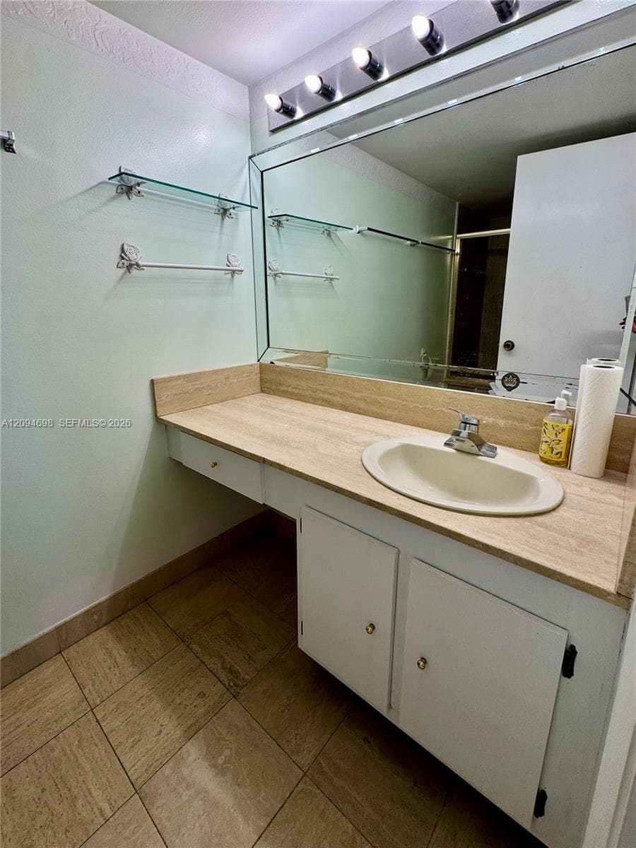 SUMMIT CONDO · #318S in Hollywood - Photo 12