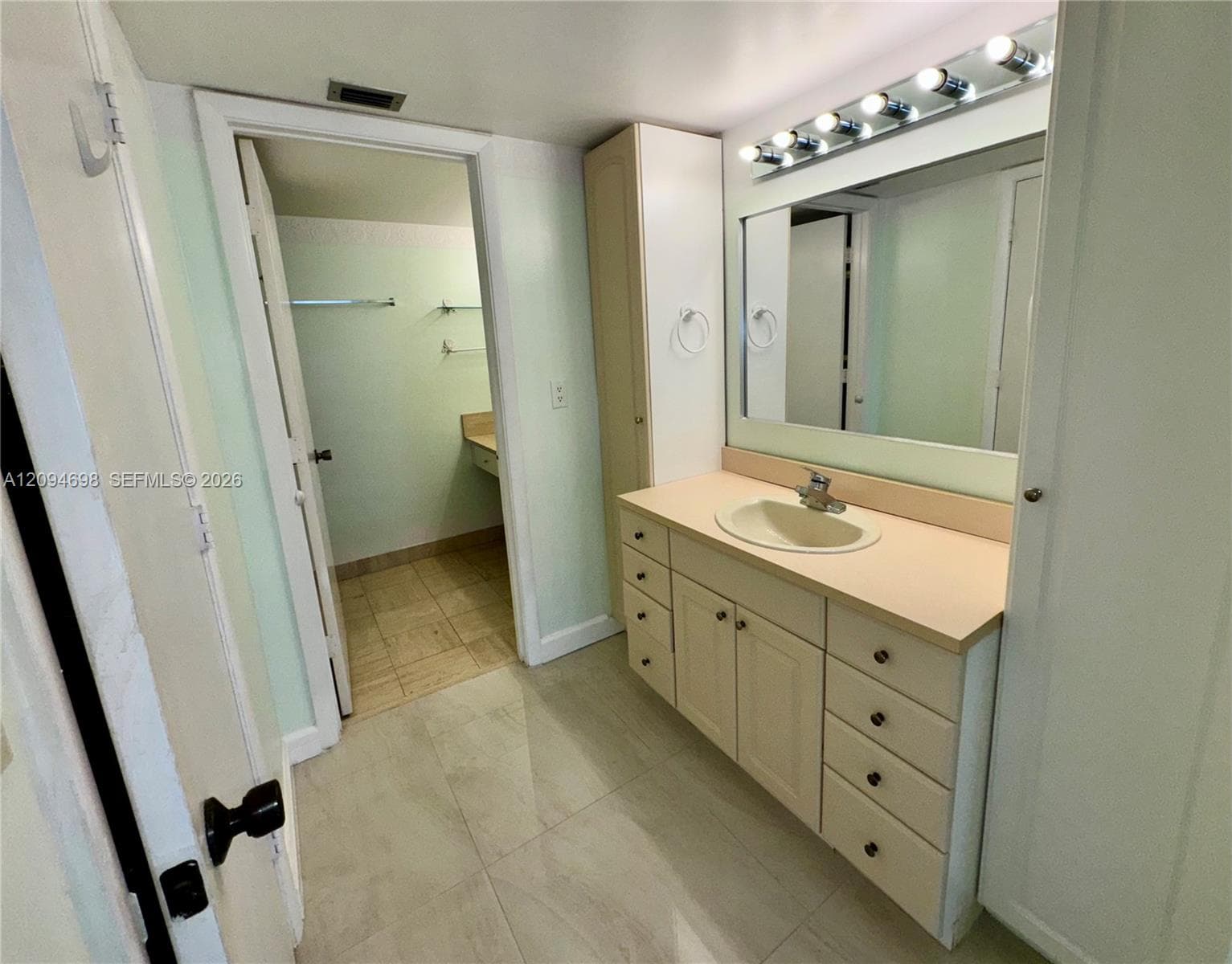 SUMMIT CONDO · #318S in Hollywood - Photo 9