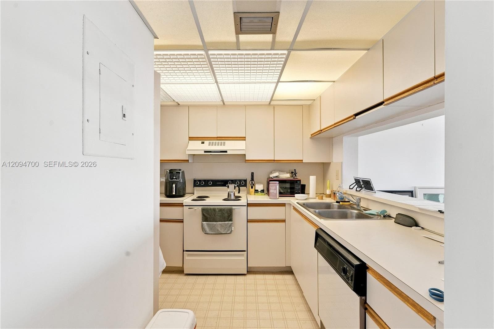 WEST FONTAINE CONDO · #407-6 in Miami - Photo 3