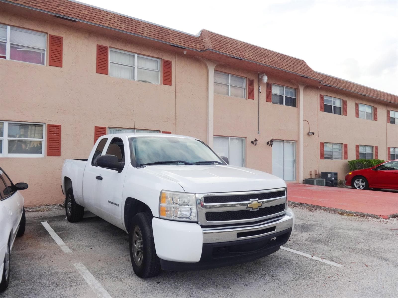 Assigned parking space! Truck friendly!