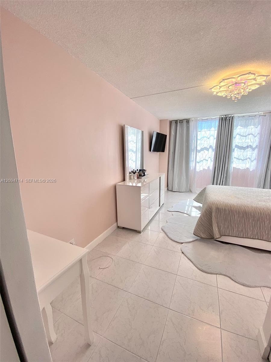 WINSTON TOWERS 200 · #615 in Sunny Isles Beach - Photo 22