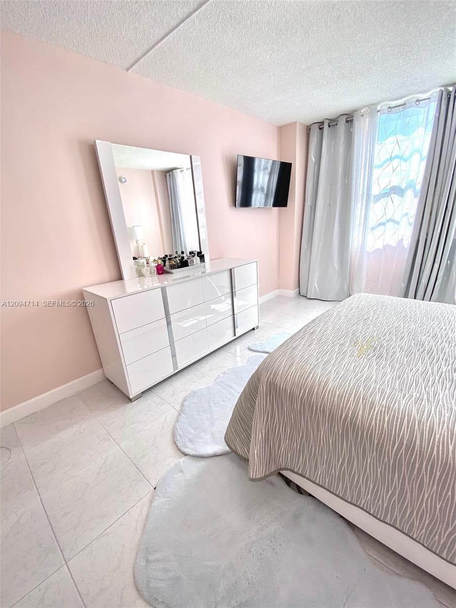 WINSTON TOWERS 200 · #615 in Sunny Isles Beach - Photo 25
