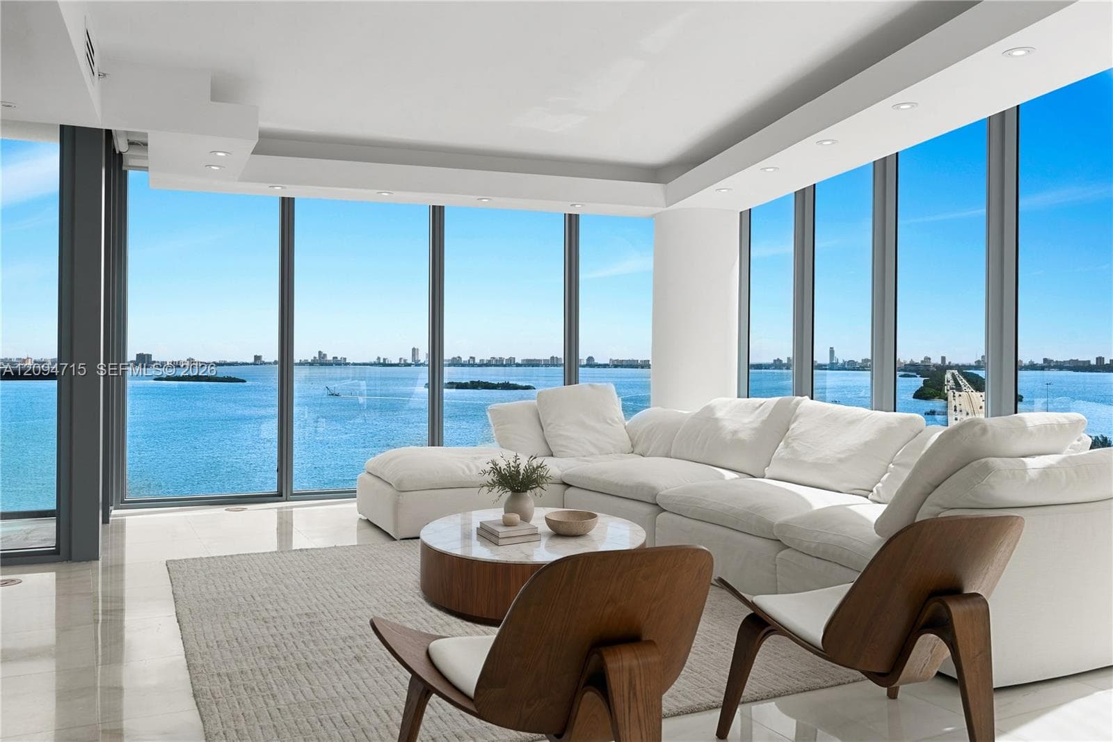 Blue Condominium · #1612 in Miami - Photo 6