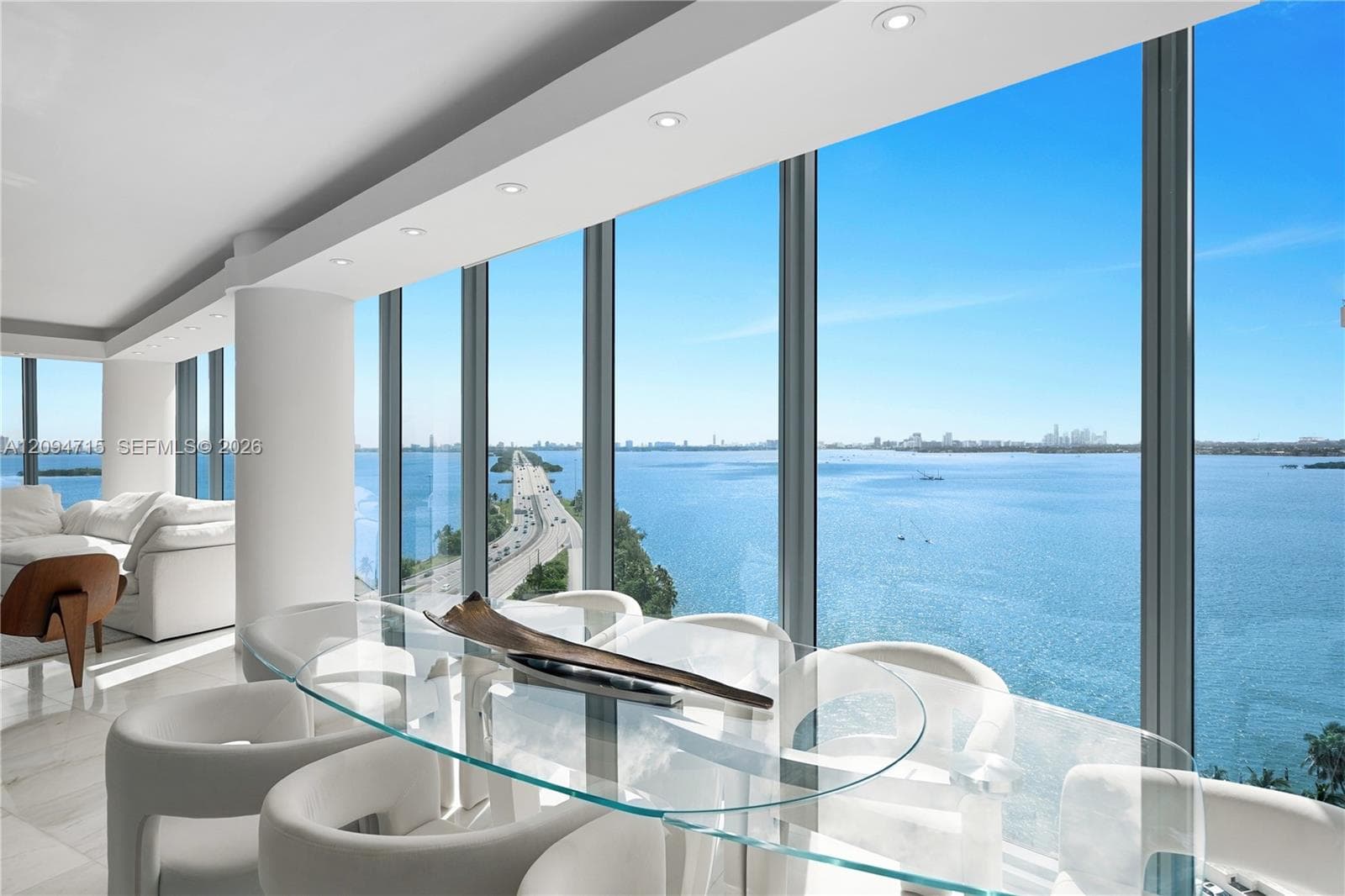 Blue Condominium · #1612 in Miami - Photo 12