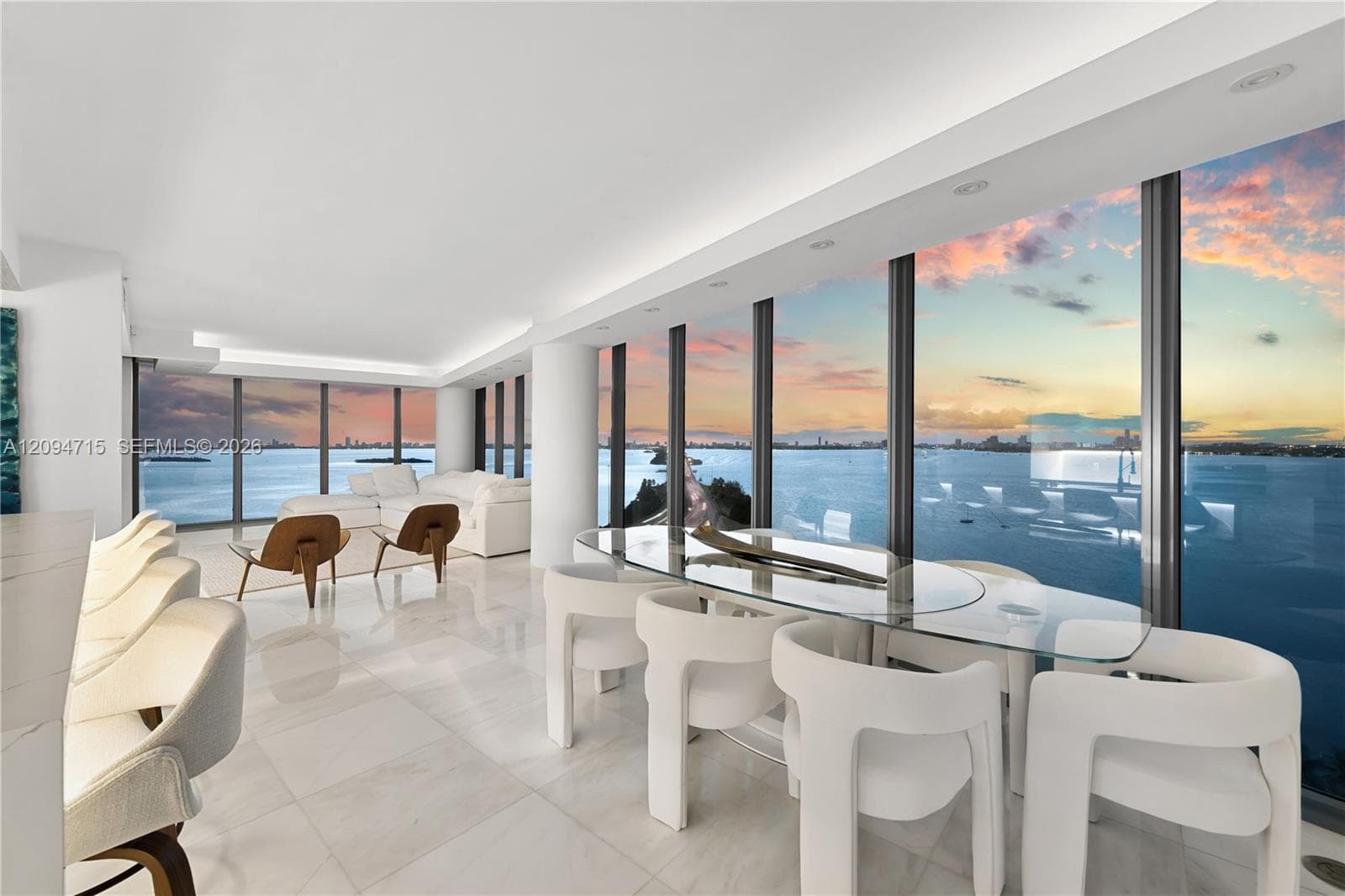 Blue Condominium · #1612 in Miami - Photo 3