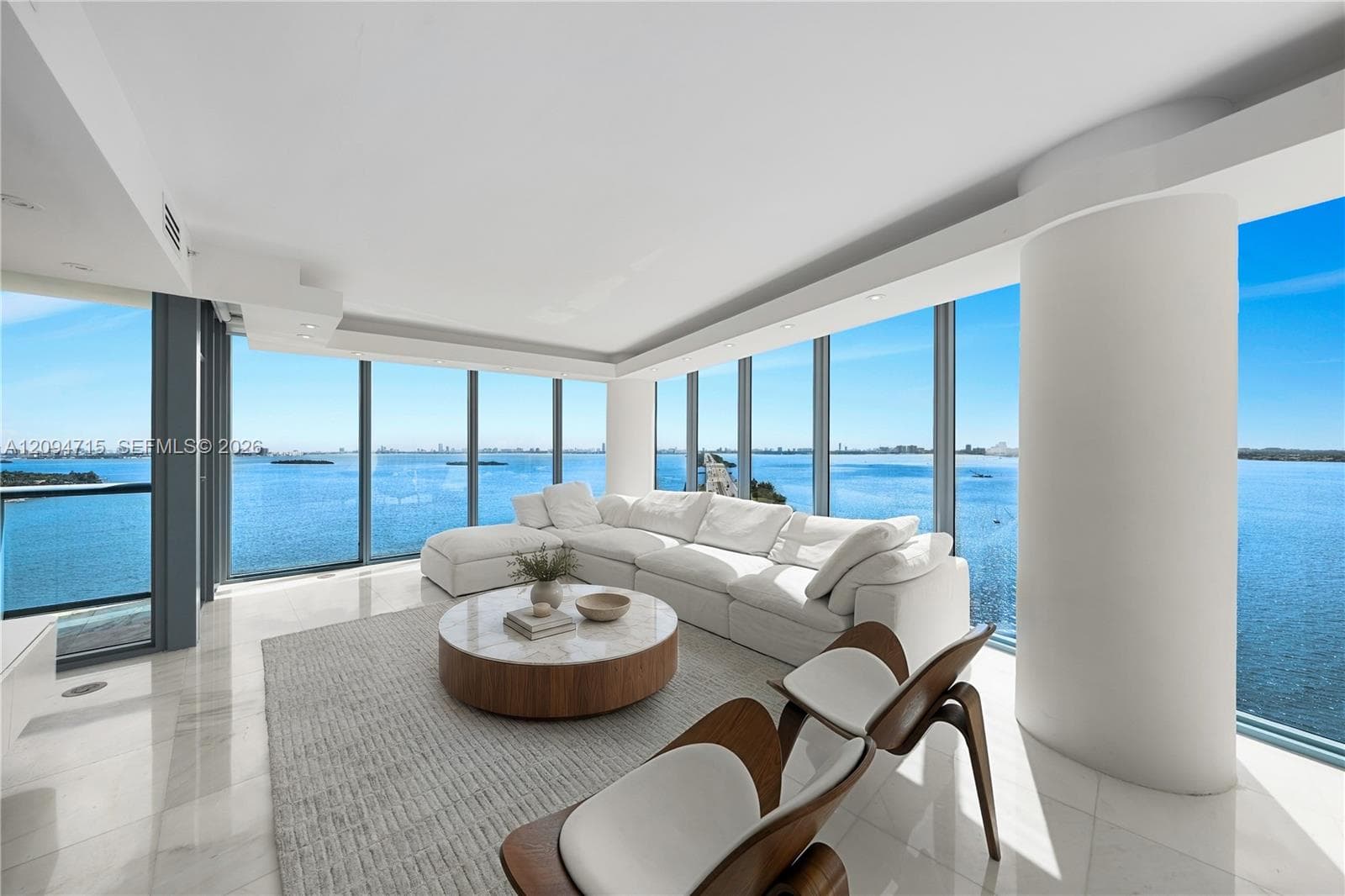 Blue Condominium · #1612 in Miami - Photo 4