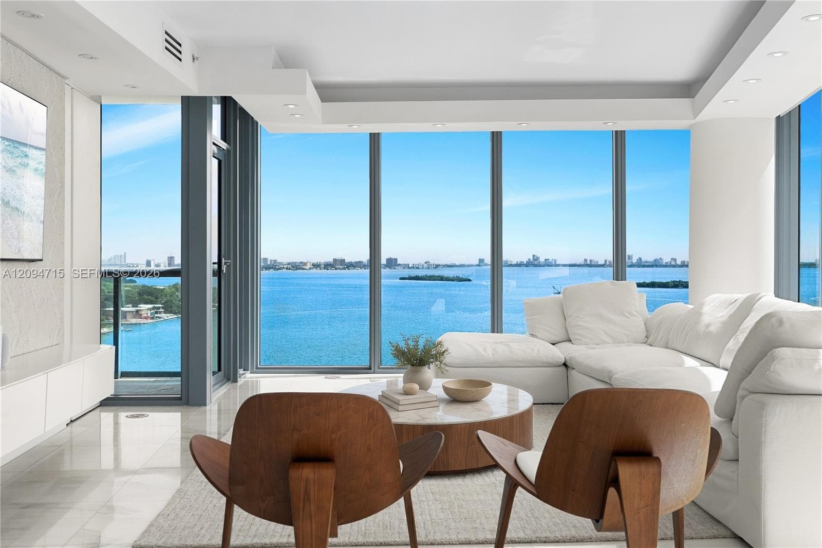 Blue Condominium · #1612 in Miami - Photo 8