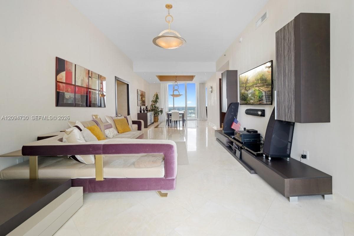 Trump Tower I · #3806 in Sunny Isles Beach - Photo 6
