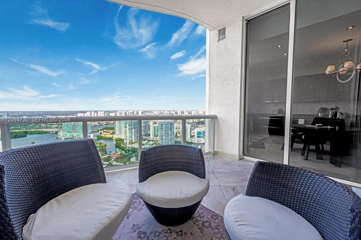 Trump Tower I · #3806 in Sunny Isles Beach - Photo 14