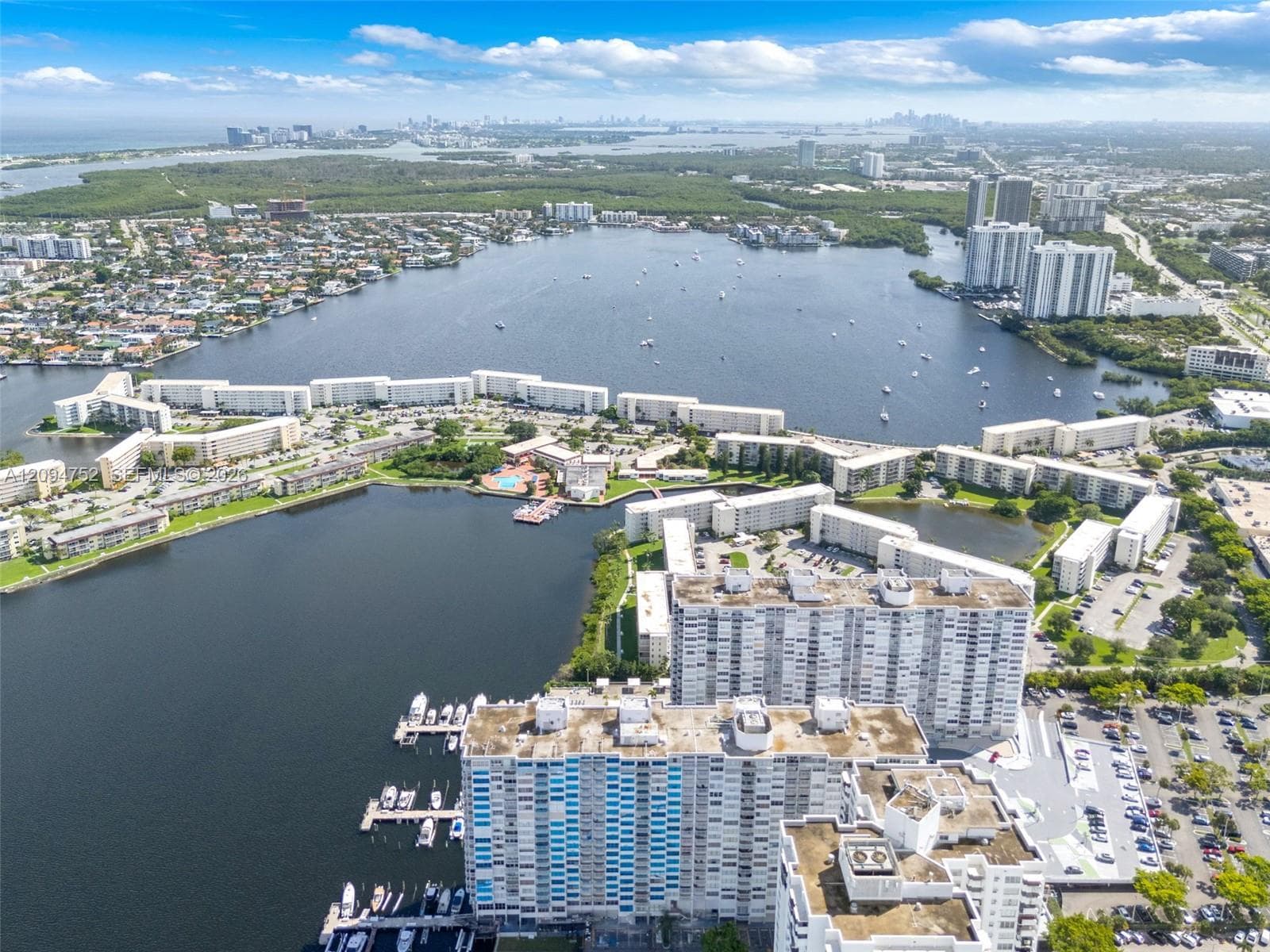 DEL PRADO MARINA · #303 in Aventura - Photo 33