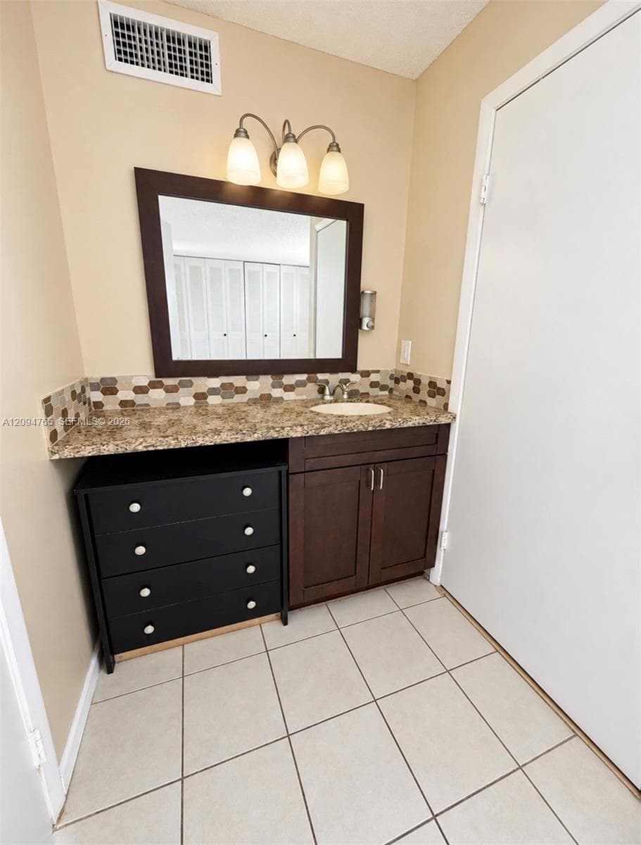 POINT SOUTH CONDO · #362 in Miami - Photo 8