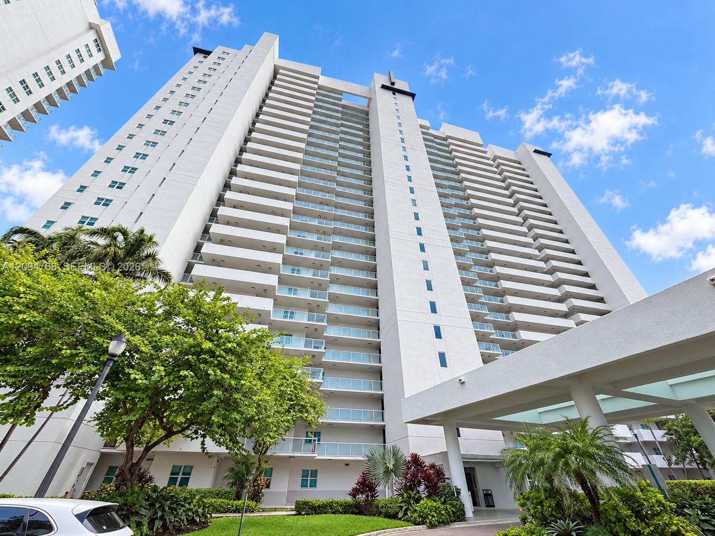 THE OAKS I CONDO · #1804 in North Miami - Photo 22