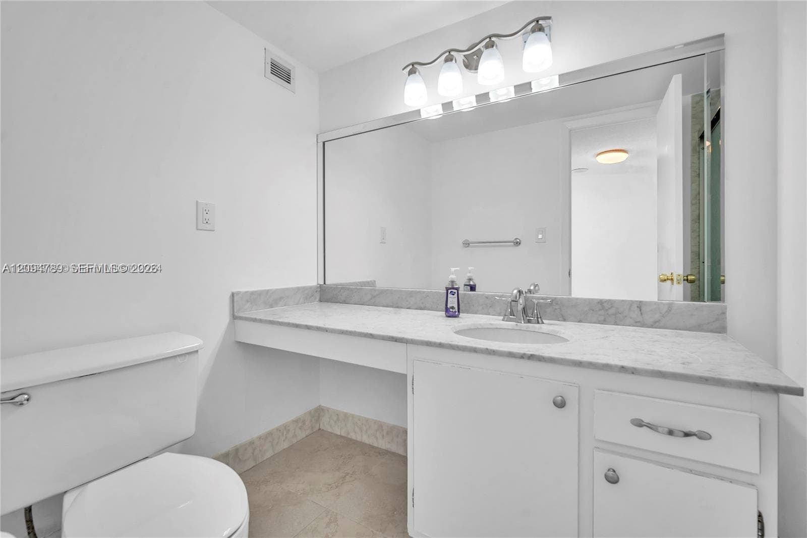 COMMODORE PLAZA CONDO · #1601 in Aventura - Photo 13