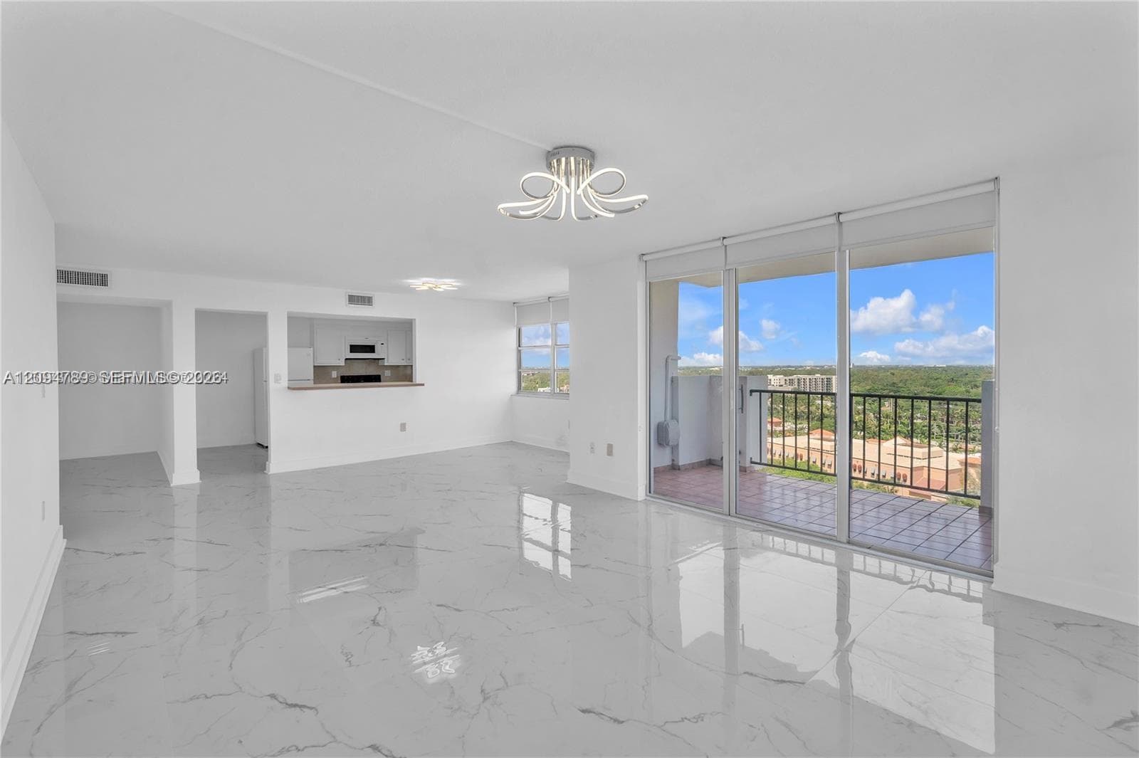 COMMODORE PLAZA CONDO · #1601 in Aventura - Photo 3