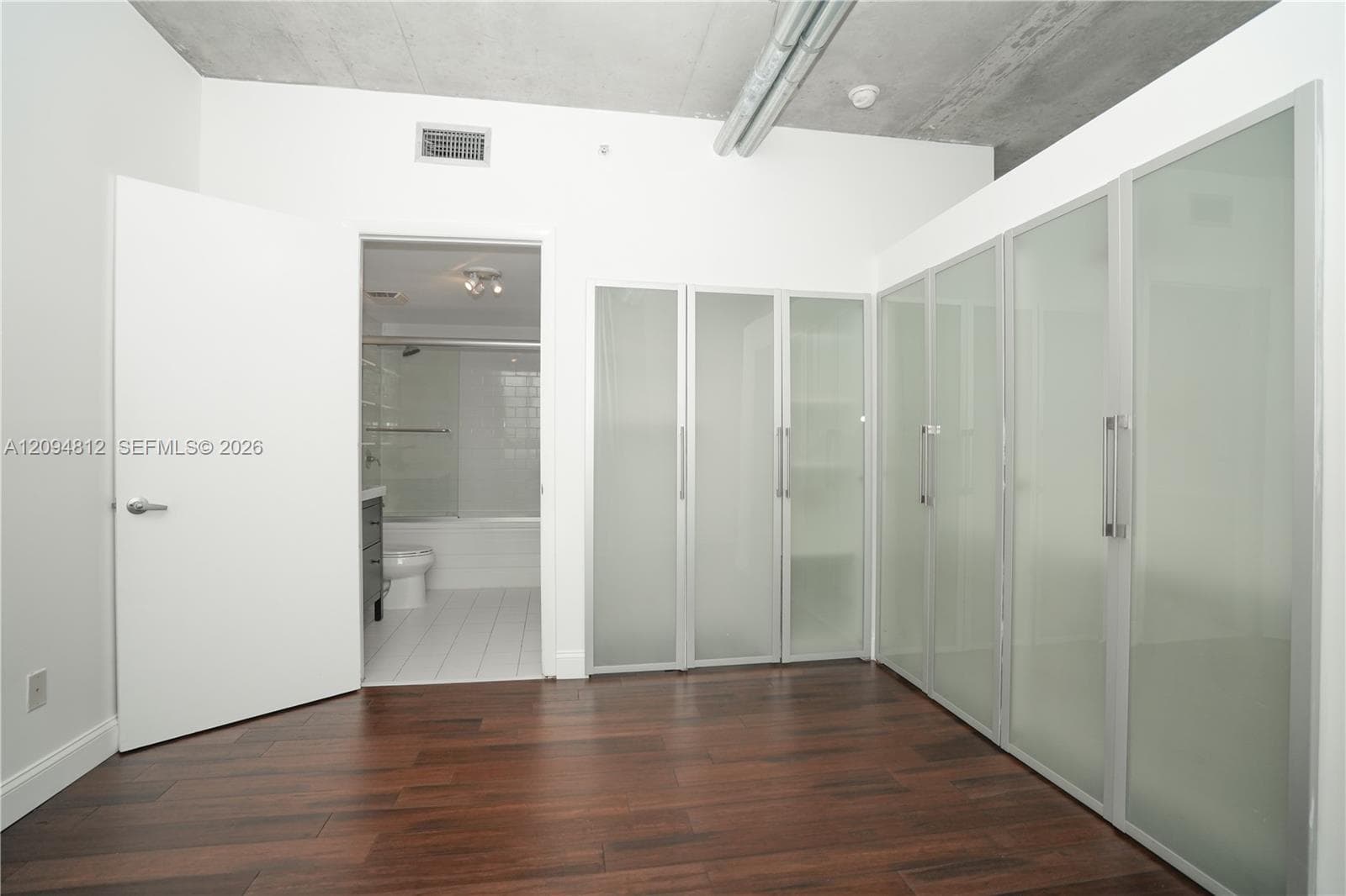 NEO VERTIKA CONDO · #1623 in Miami - Photo 11