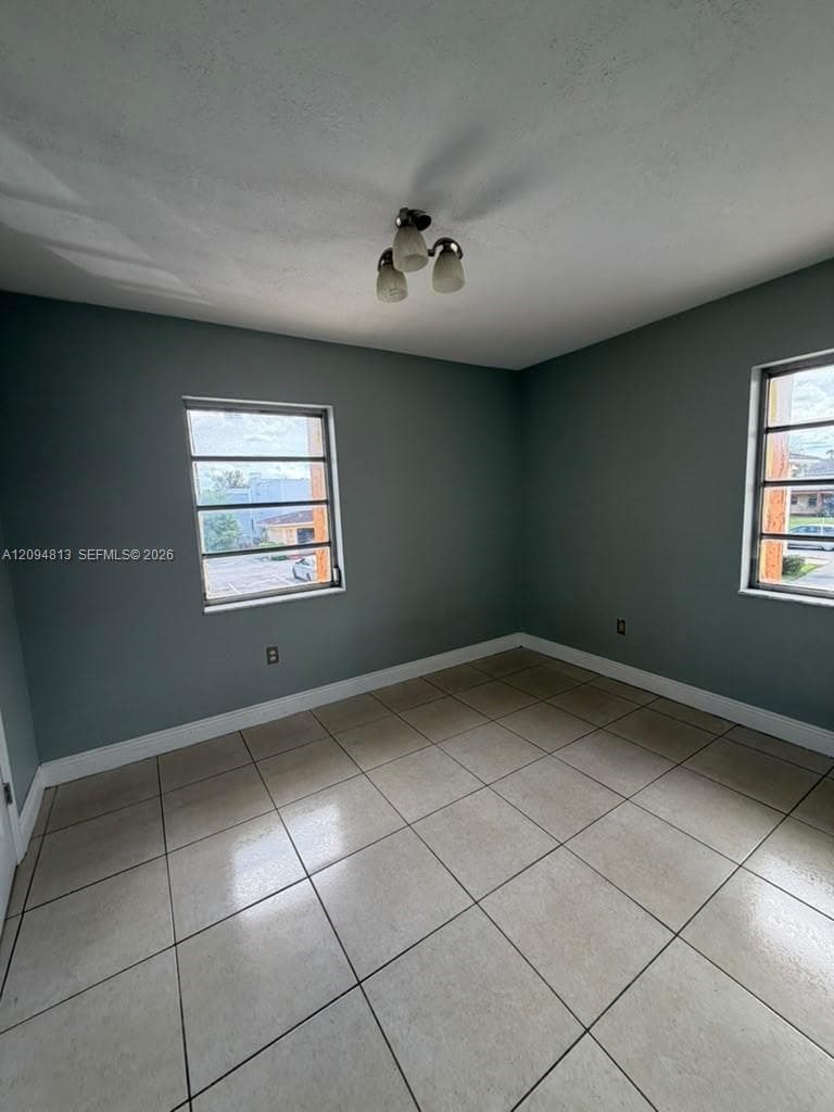 VILLA BISCAYA JARDINES CO · #16-1 in Opa-Locka - Photo 4