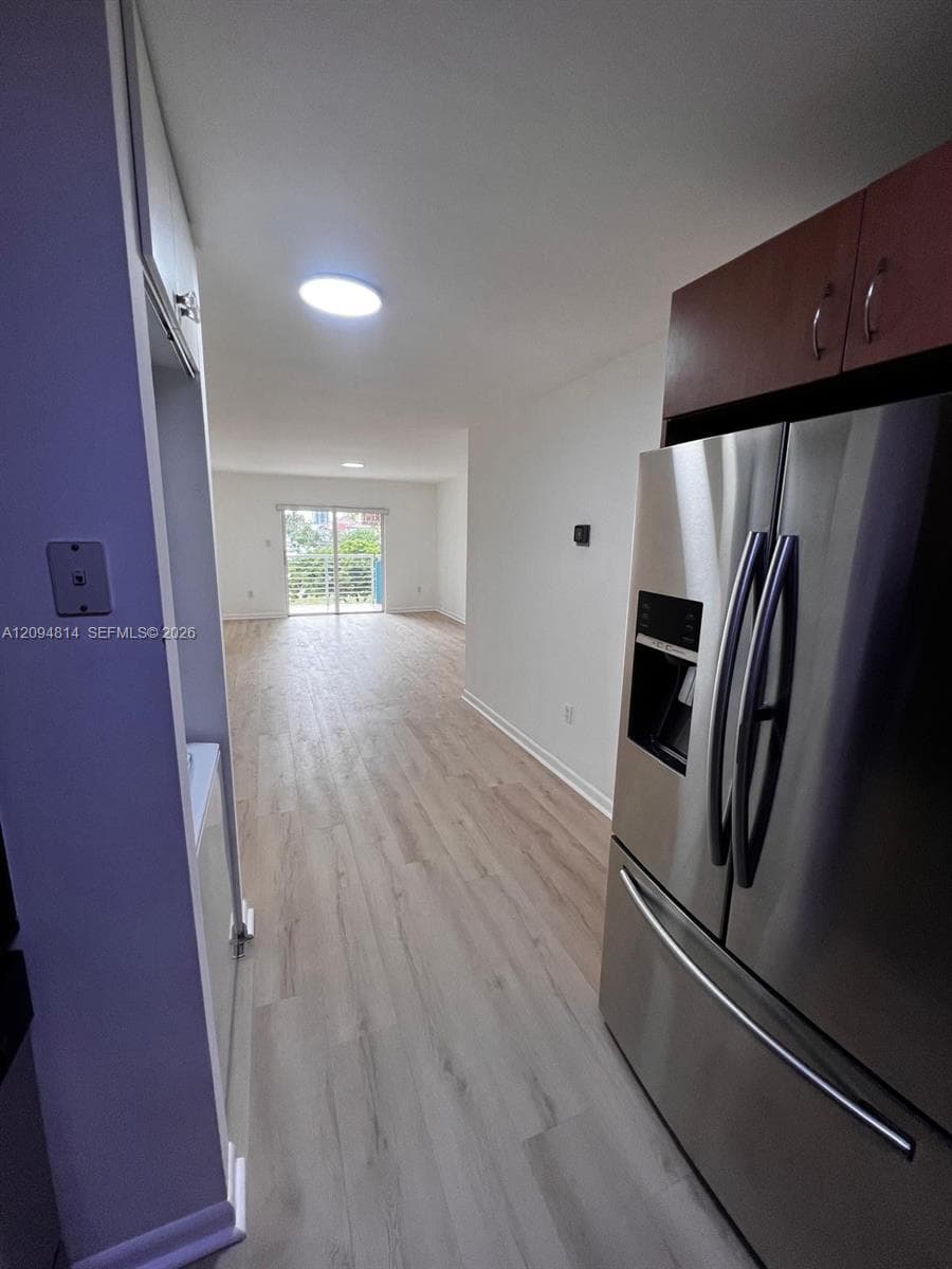 EASTERN SHORES MANOR · #32 in North Miami Beach - Photo 9