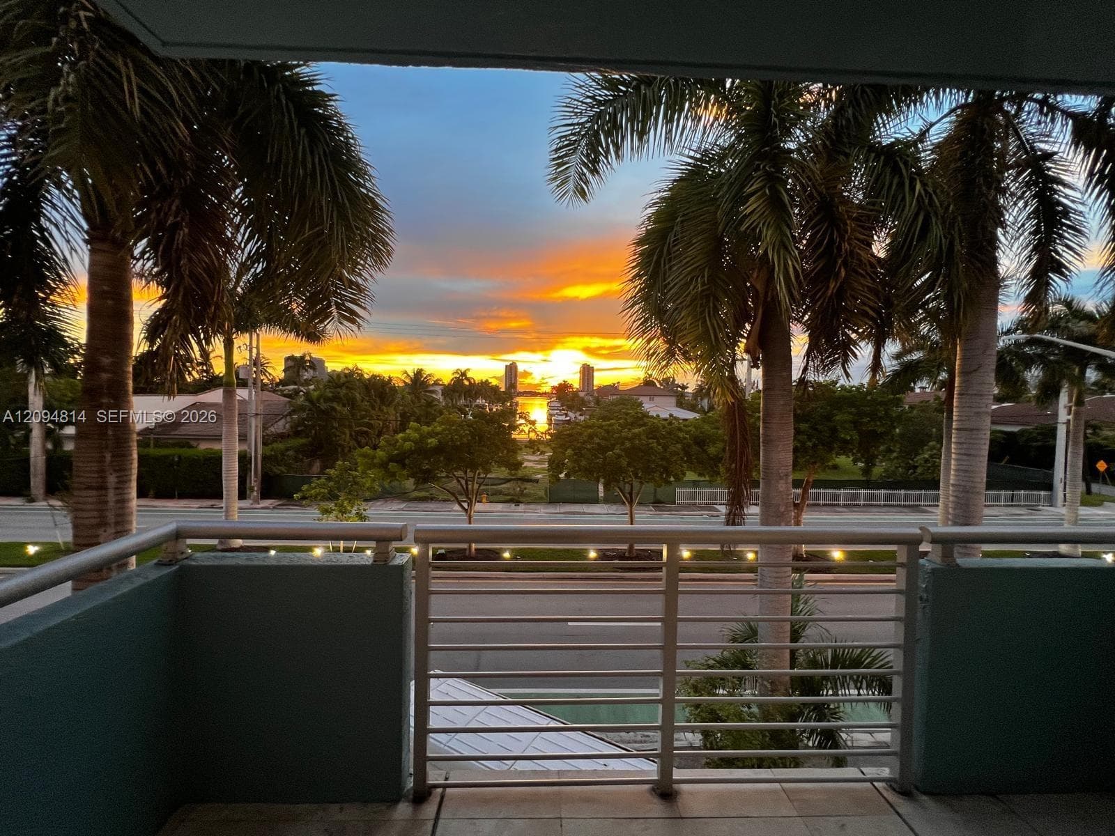 EASTERN SHORES MANOR · #32 in North Miami Beach - Photo 19