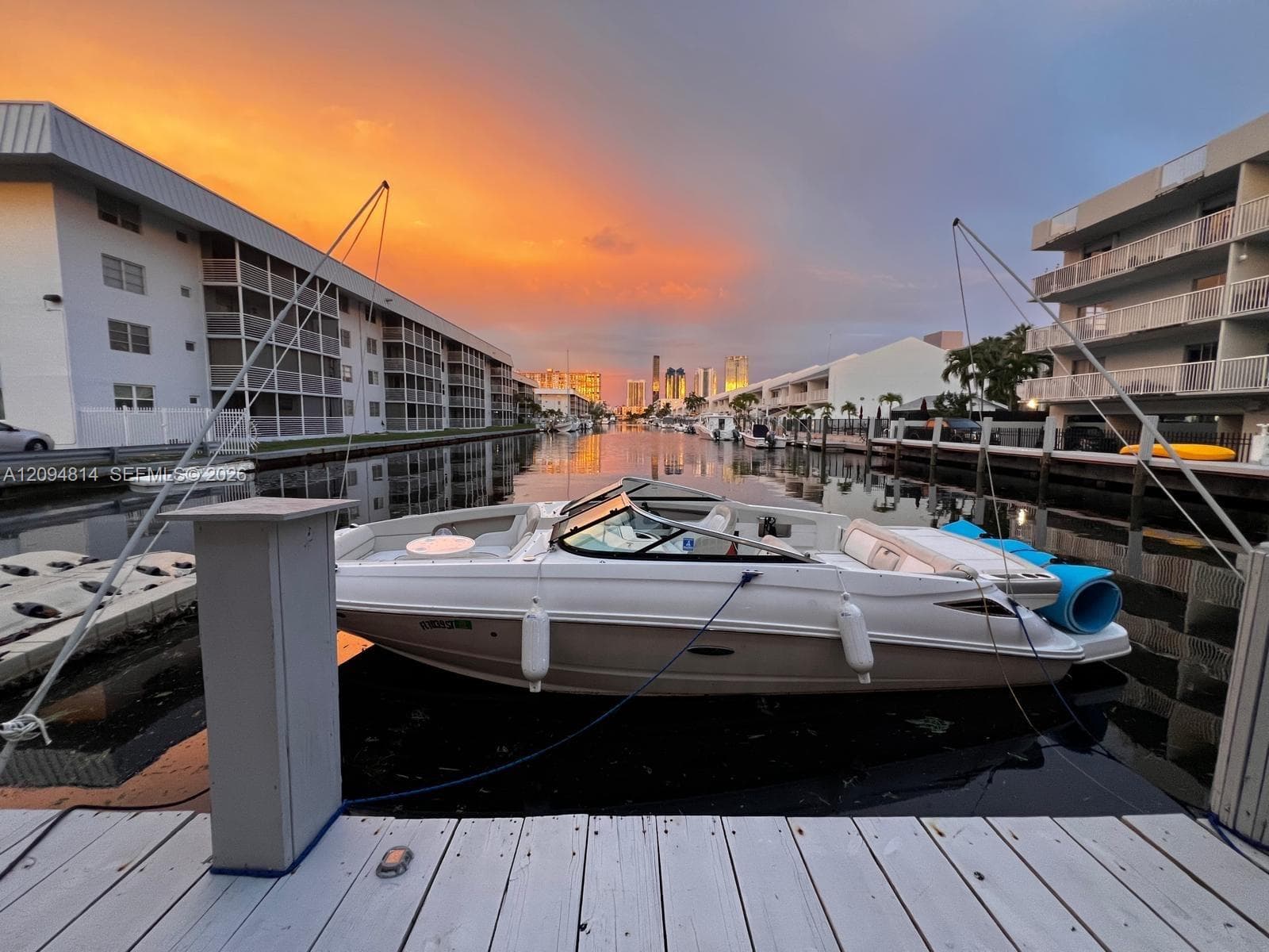 EASTERN SHORES MANOR · #32 in North Miami Beach - Photo 21