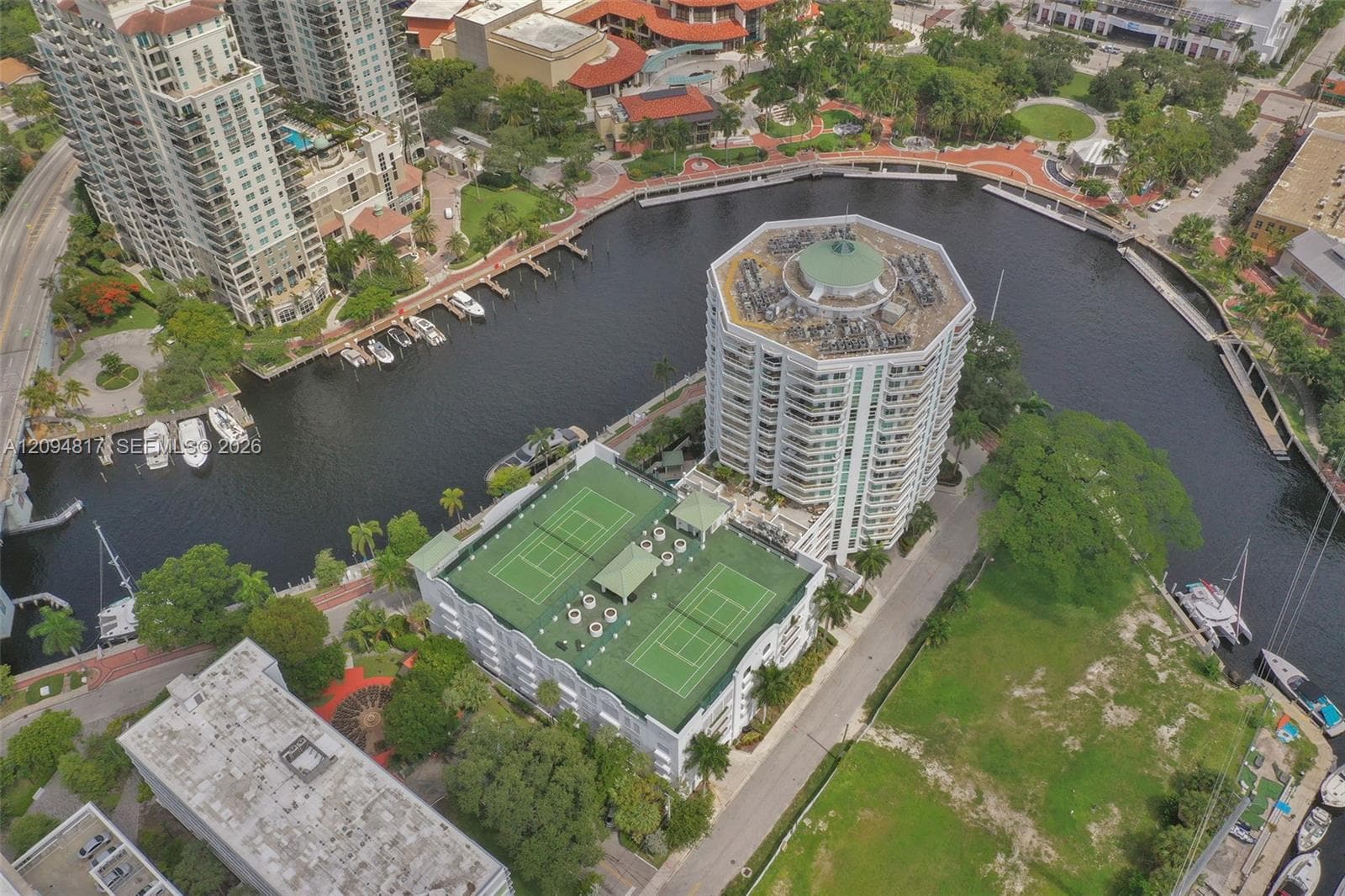 ESPLANADE ON THE NEW RIVE · #301 in Fort Lauderdale - Photo 79