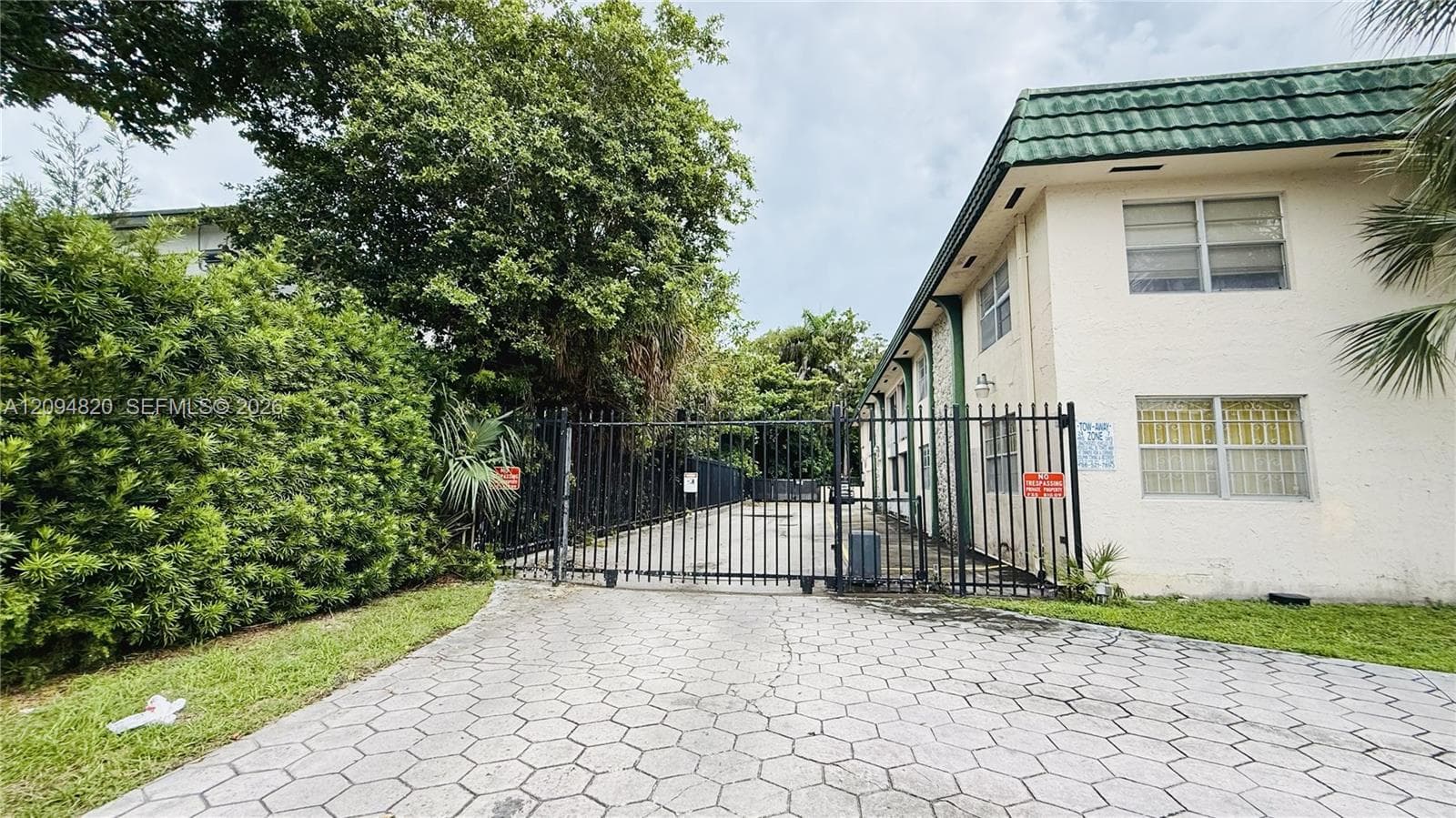 WENDOVER CONDO · #104 in North Miami - Photo 17