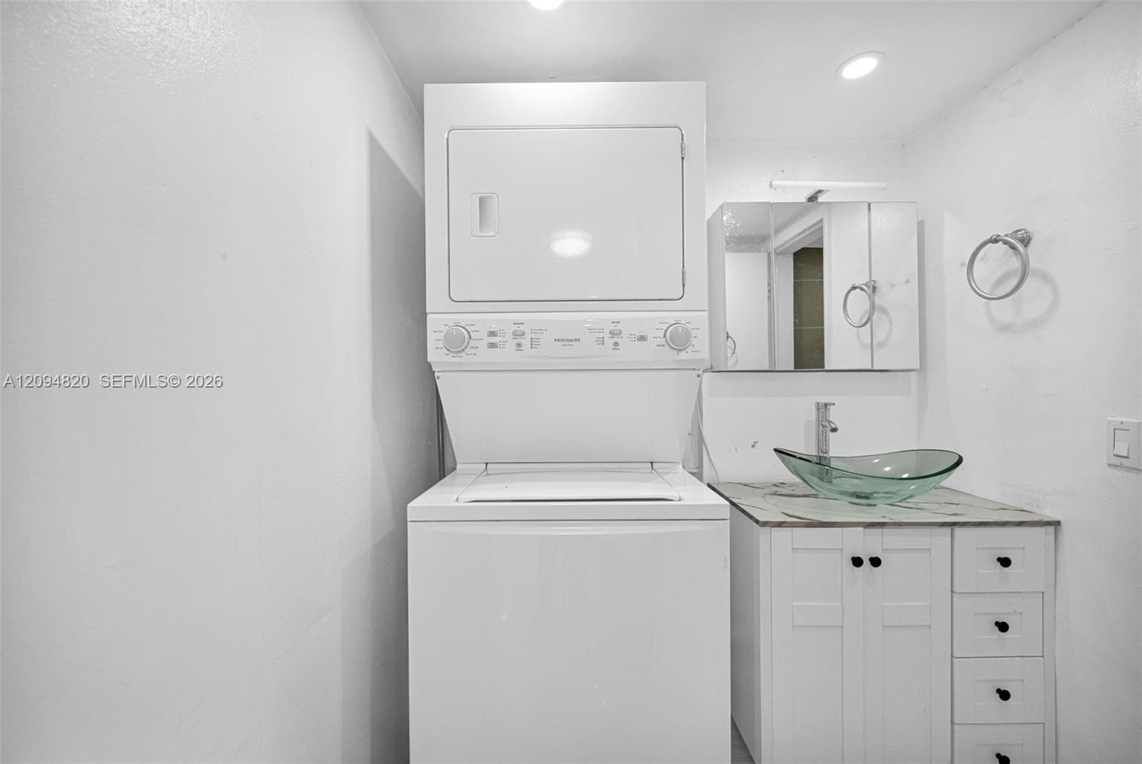 WENDOVER CONDO · #104 in North Miami - Photo 12