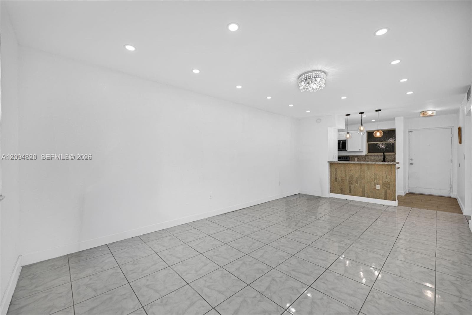 WENDOVER CONDO · #104 in North Miami - Photo 5