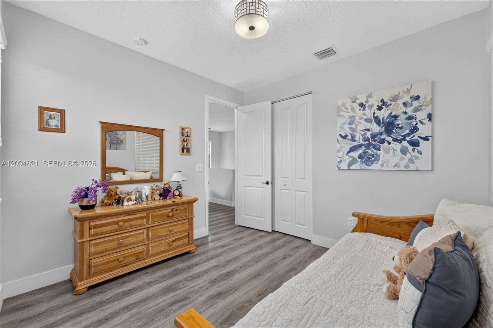 2nd Bedroom