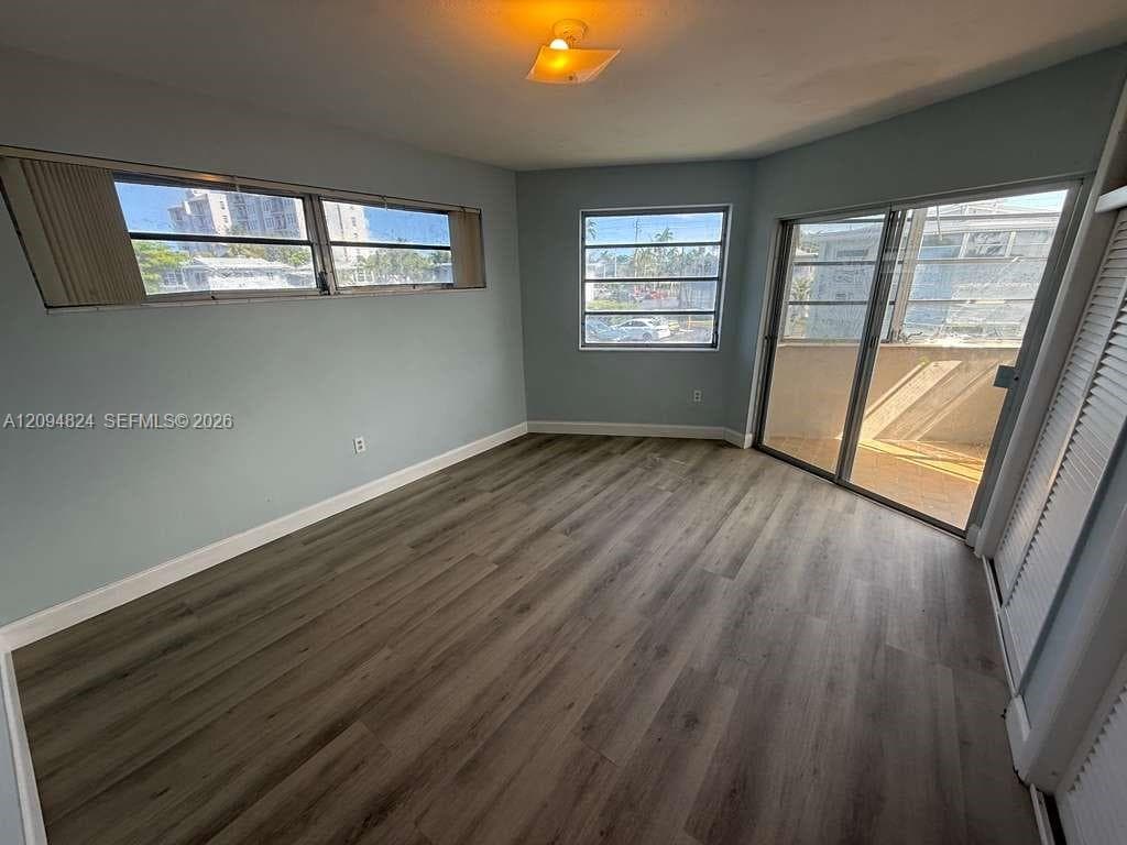 SKY LAKE GARDENS NO 2 CON · #238 in Miami - Photo 4