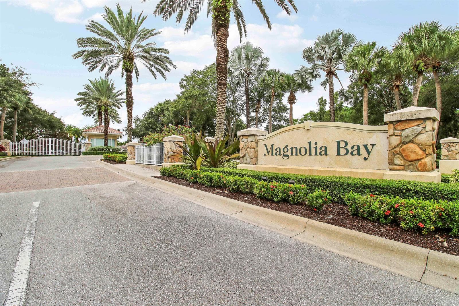 Mag Bay Entrance