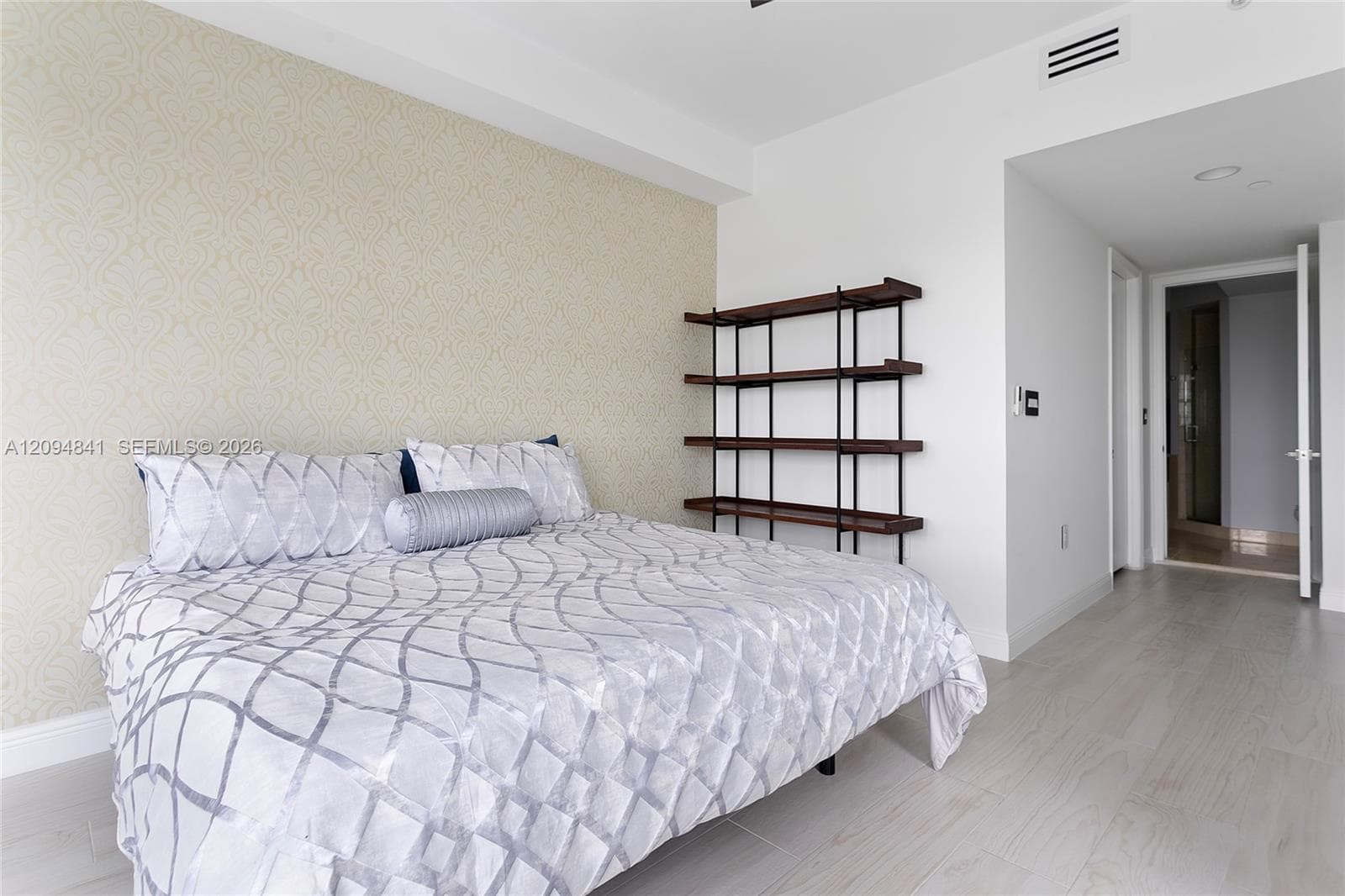 TURNBERRY VILLAGE SO TOWE · #TS08 in Aventura - Photo 16