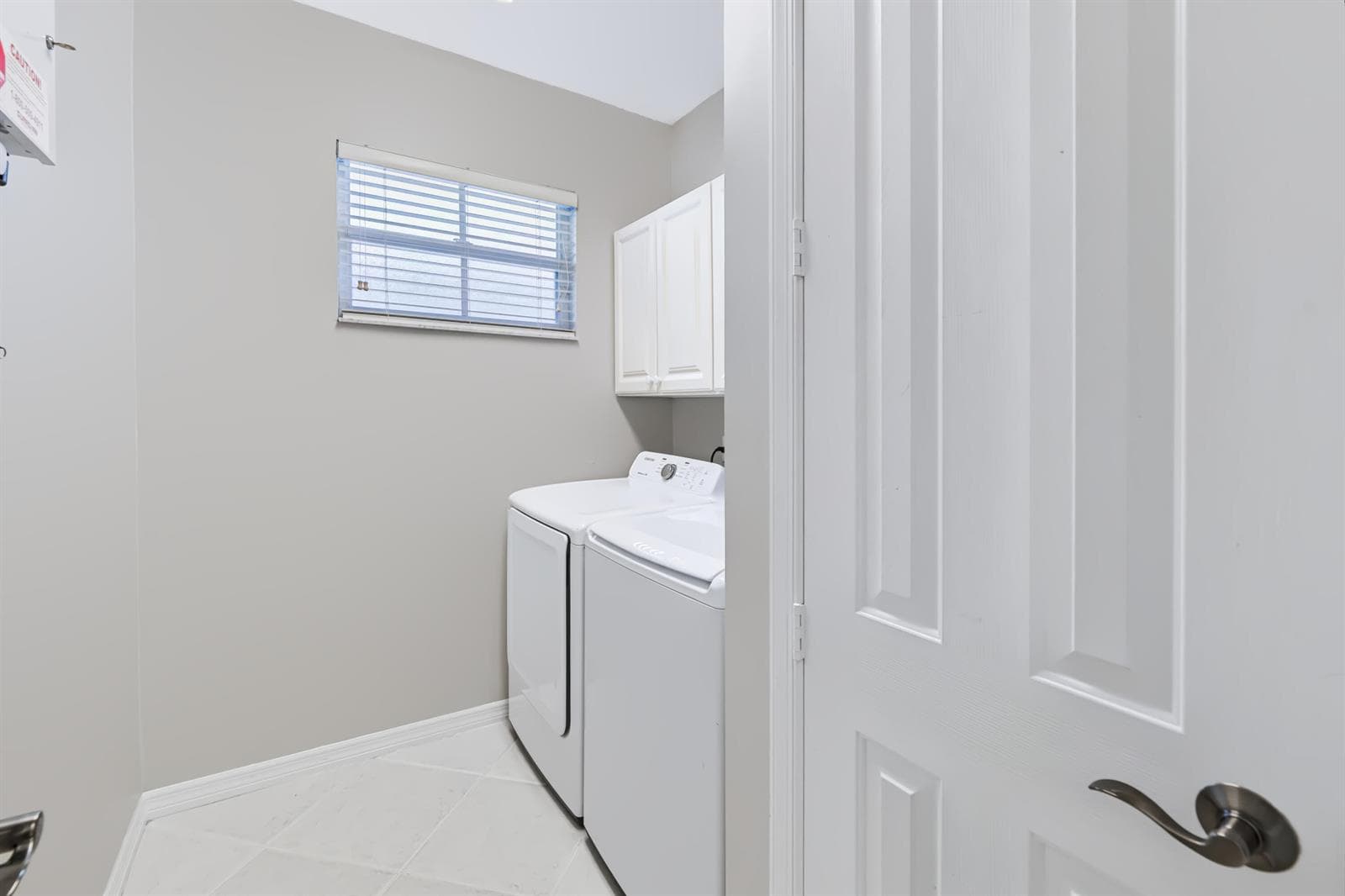 34 Upstairs Laundry