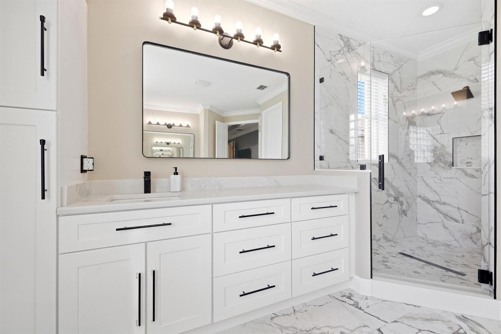 Primary_Bathroom