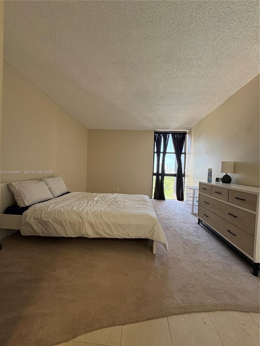 Coronado · #1025 in Aventura - Photo 6