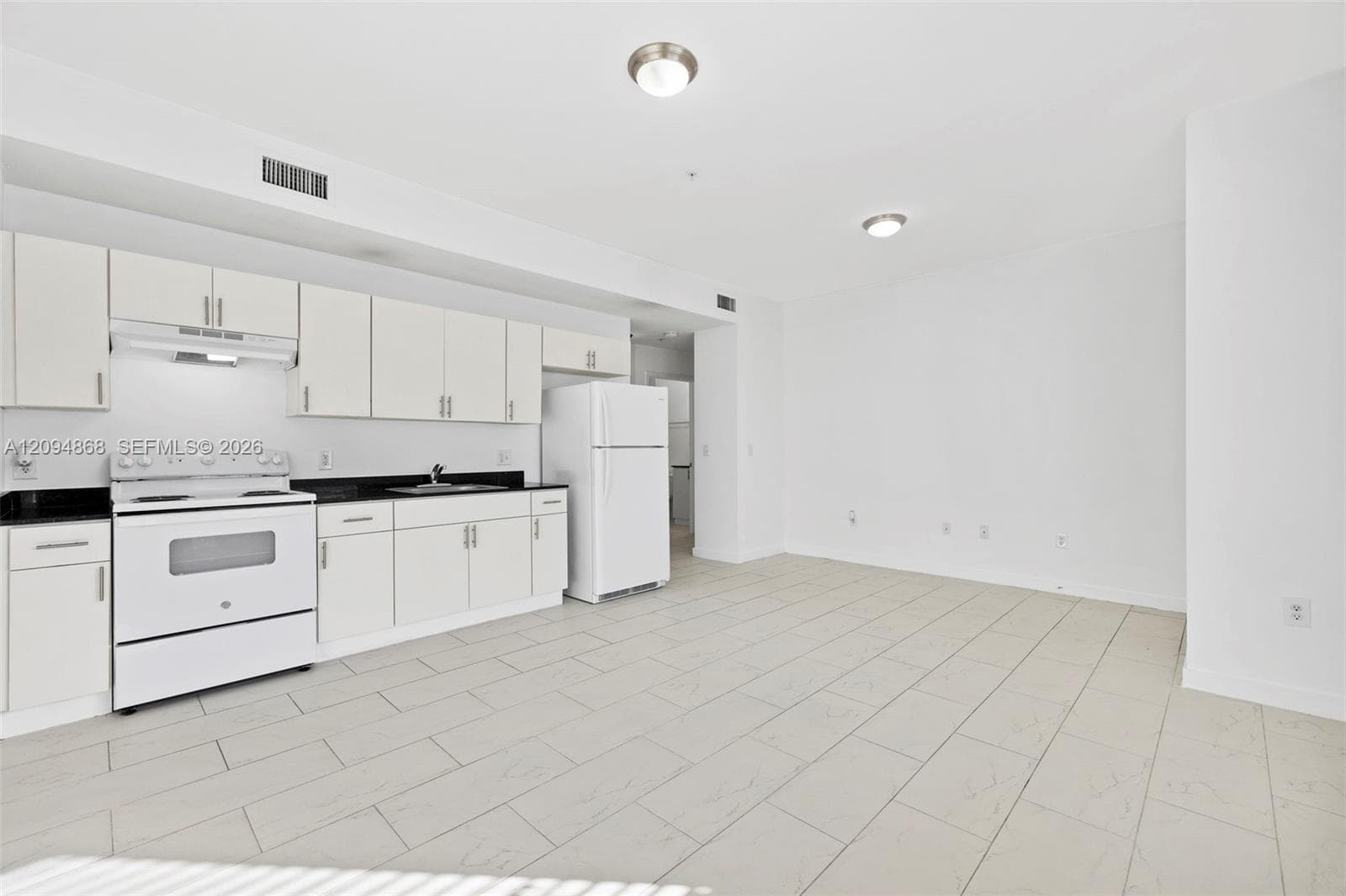 405 E 7th St · #303 in Hialeah - Photo 2