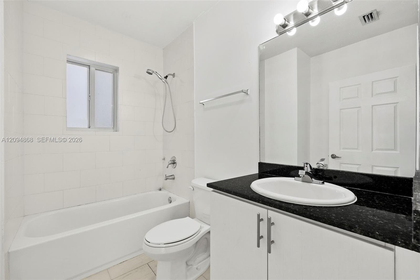 405 E 7th St · #303 in Hialeah - Photo 12