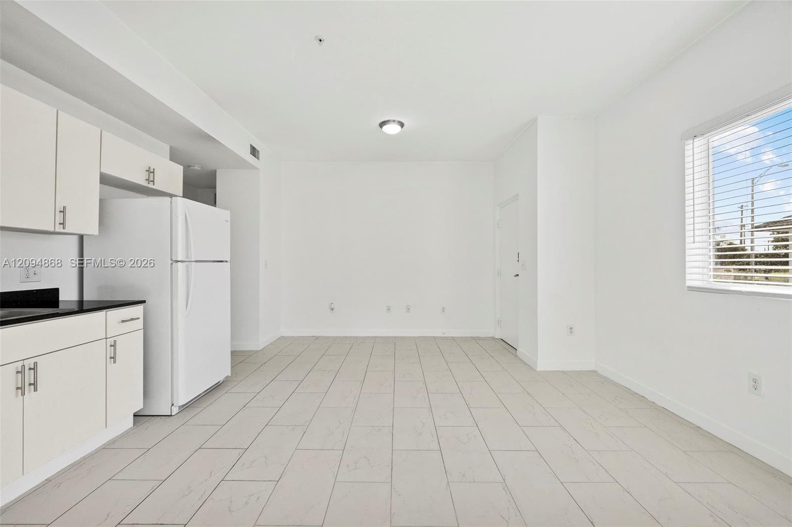 405 E 7th St · #303 in Hialeah - Photo 4