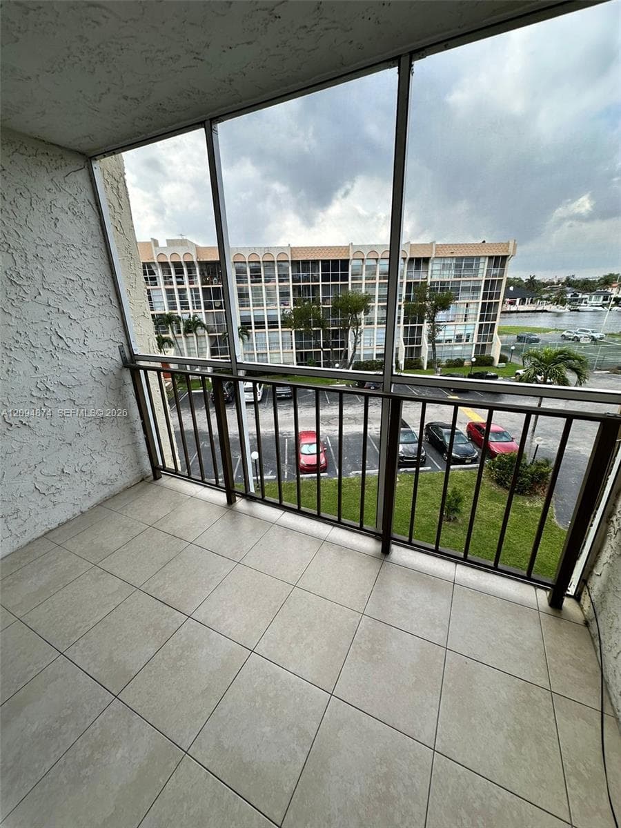 DESOTO PARK CONDO · #414 in Hallandale Beach - Photo 8
