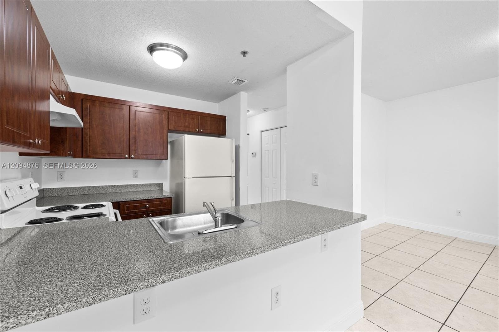 2405 W 78th St · #202 in Hialeah - Photo 4