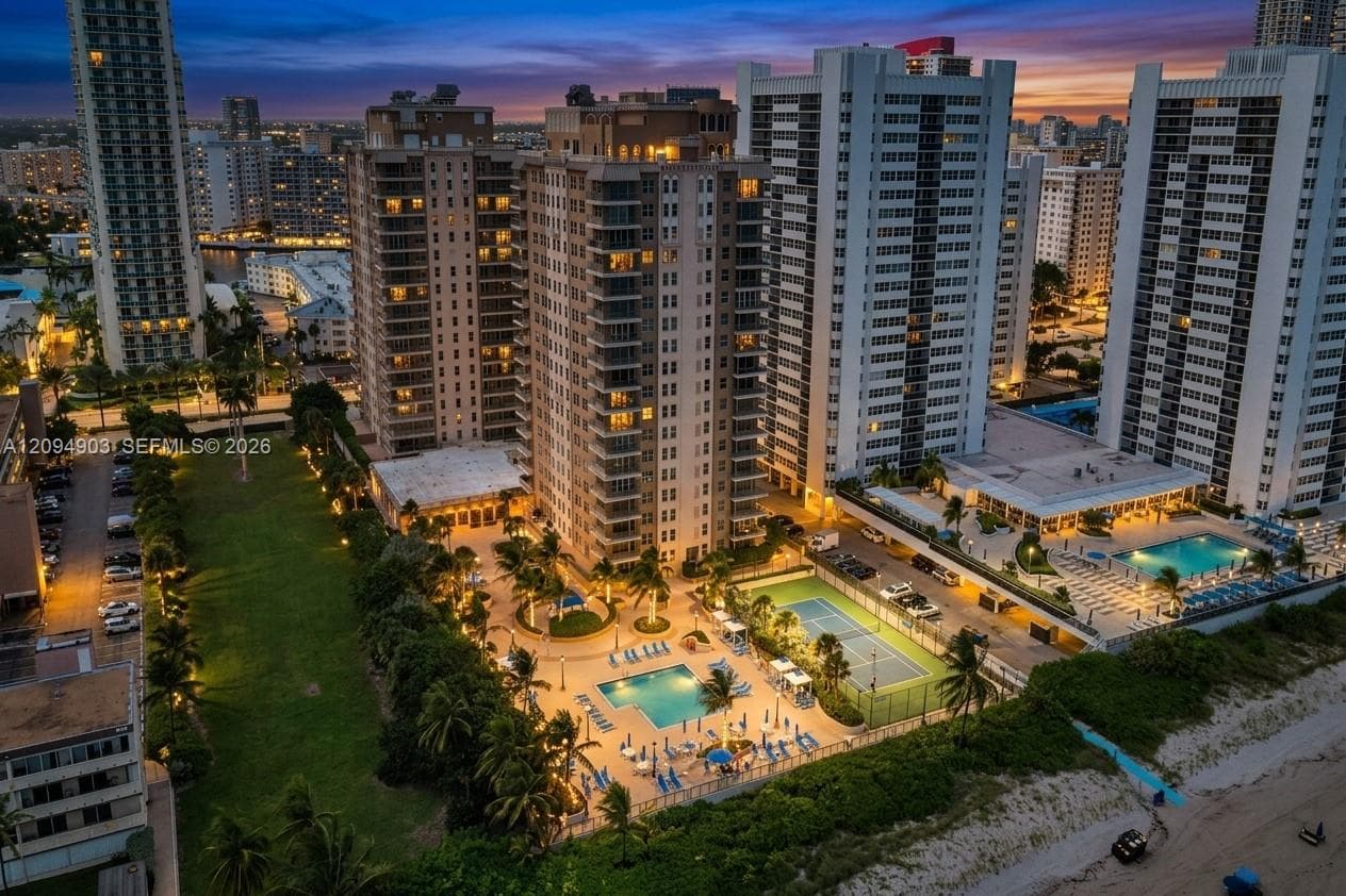 The Malaga · #16B in Hallandale Beach - Photo 16