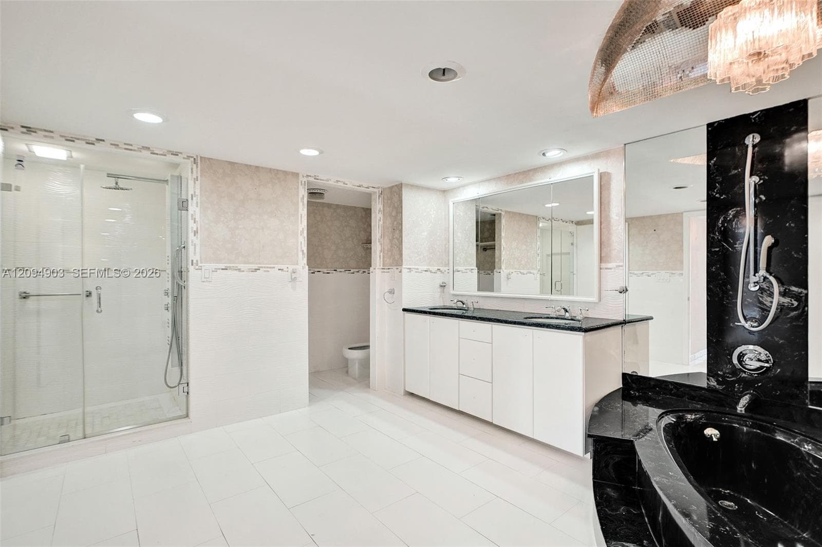 The Malaga · #16B in Hallandale Beach - Photo 14