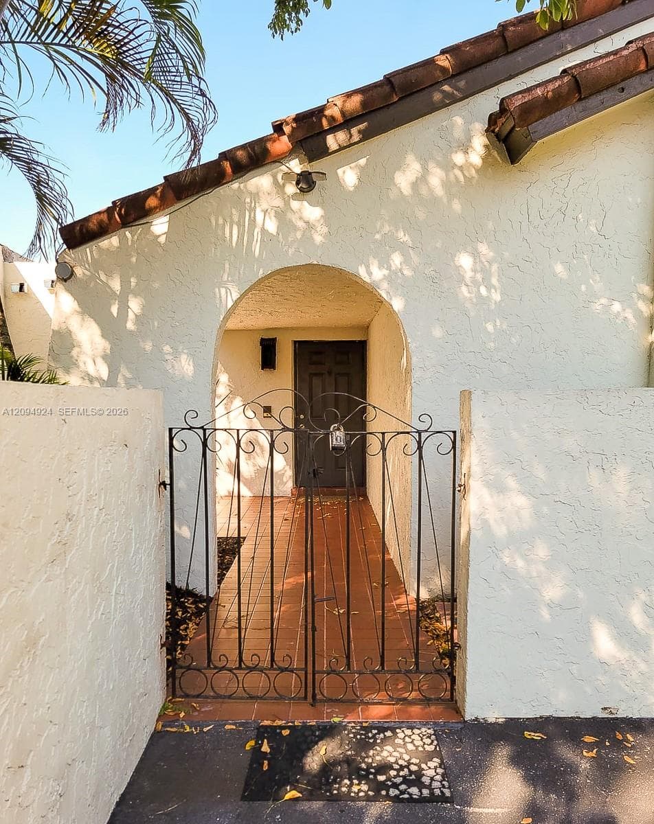 13411 SW 113th Ter photo 2