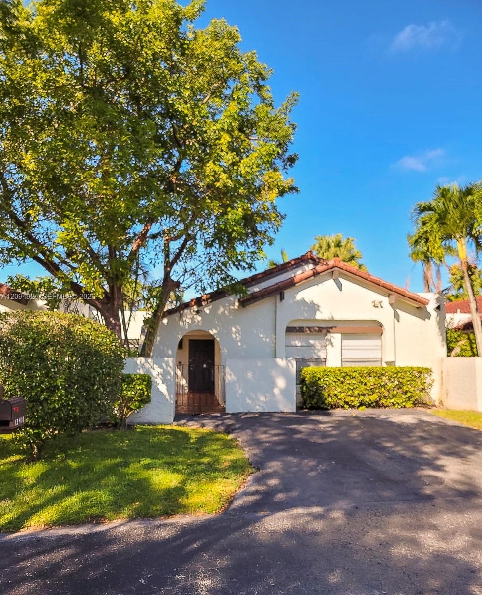 13411 SW 113th Ter photo 1