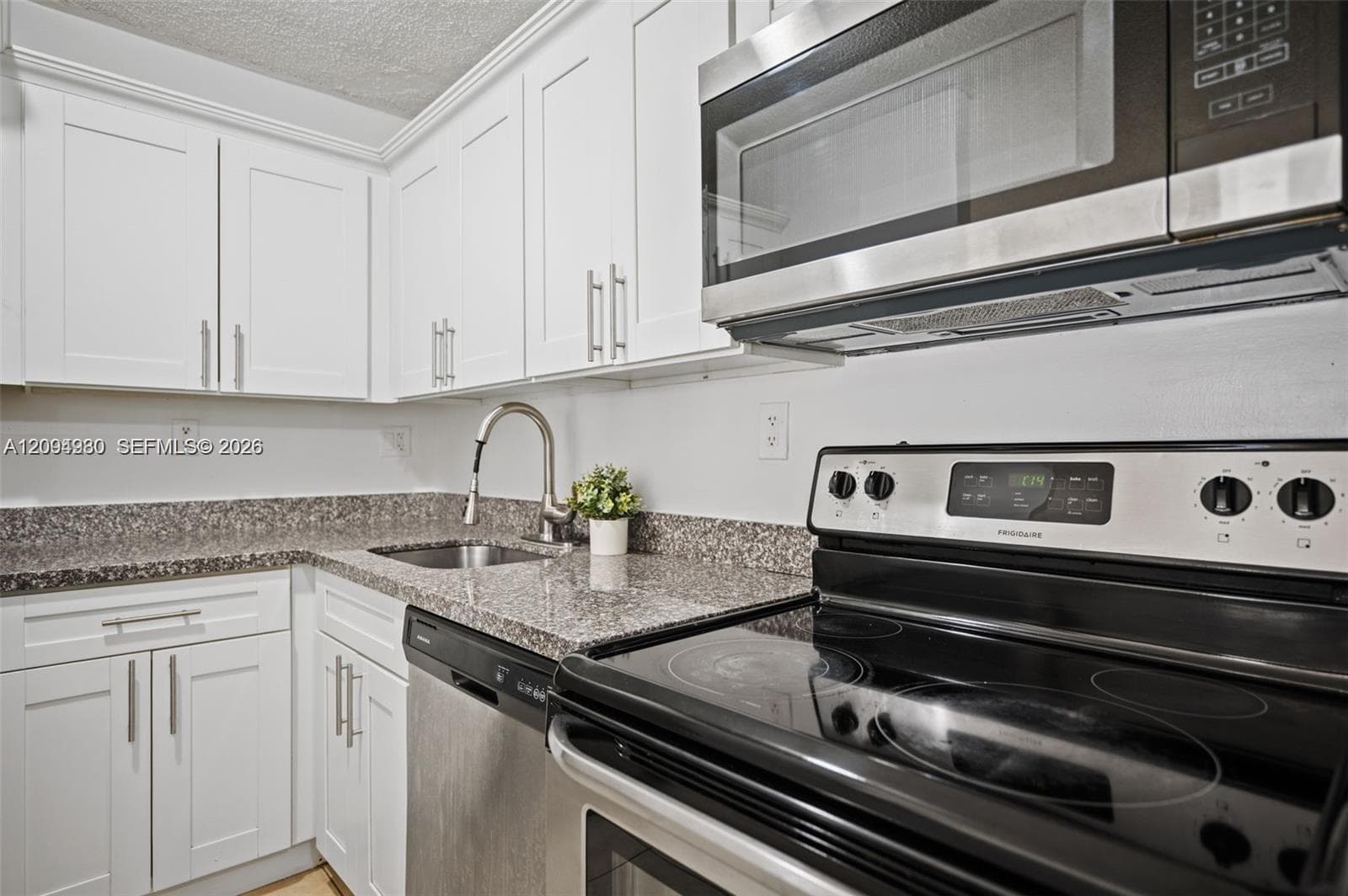 VILLA BELLINI CONDO · #106 in Hialeah - Photo 5